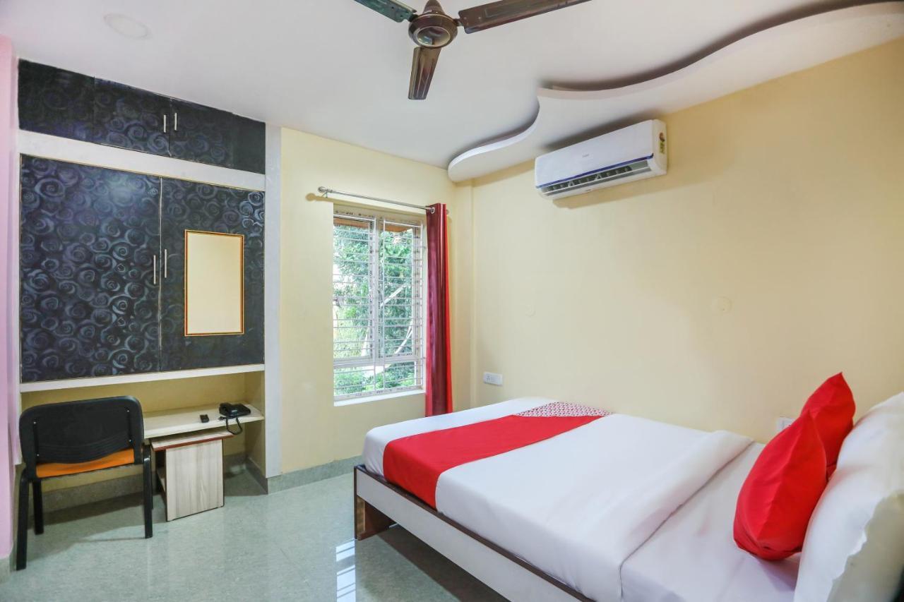 Vaccinated Staff - OYO 62042 Niloy Guest House Jādabpur Exterior foto
